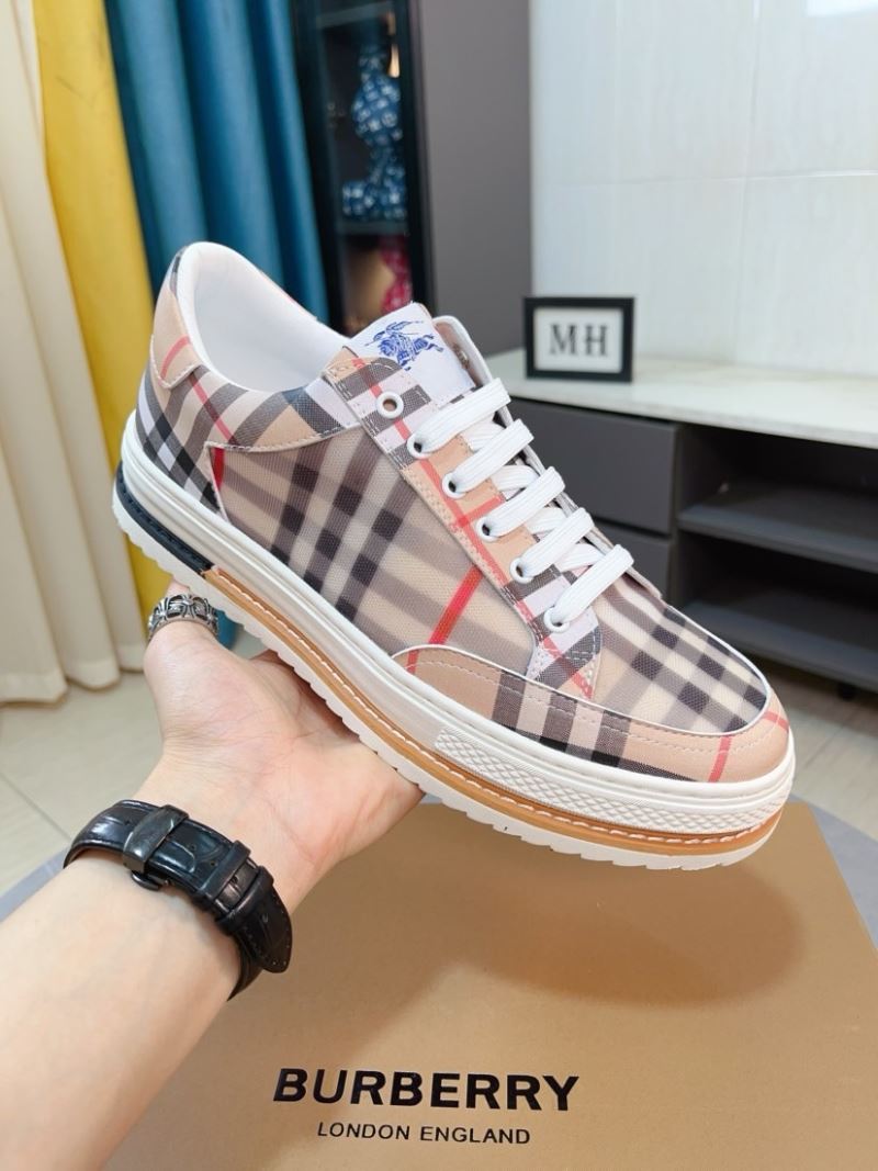 Burberry Low Shoes